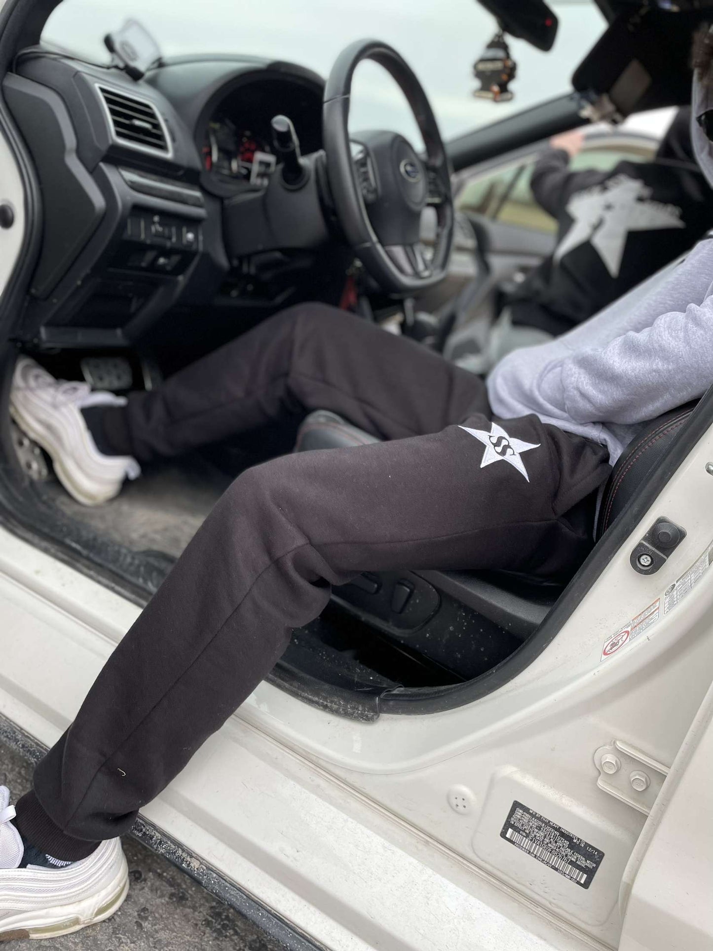 SuperStar-Black sets